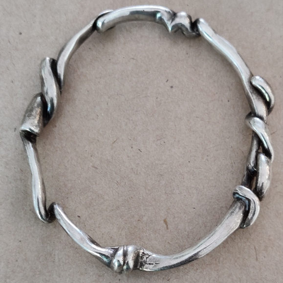 Vintage Sterling Silver Modernist Brutalist Bangle bracelet - Picture 4 of 12